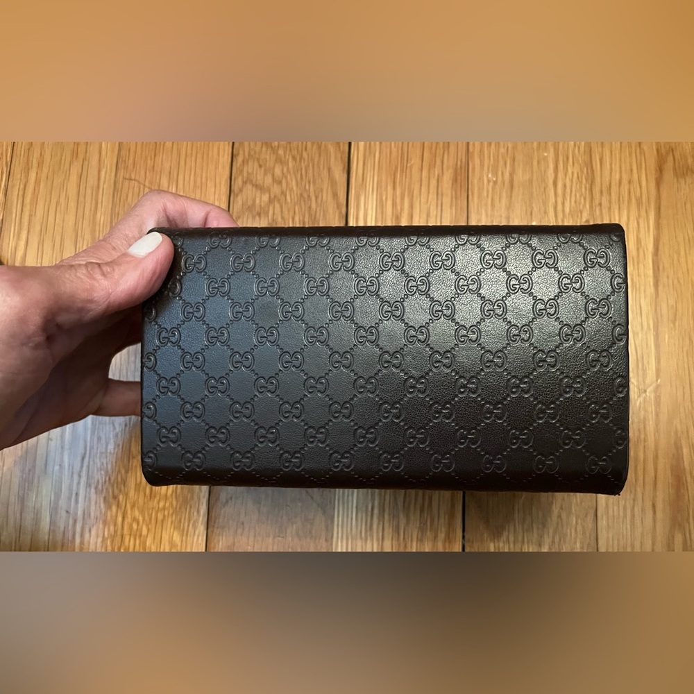 Chocolate Brown Authentic Gucci Sunglass case. - Picture 3 of 5
